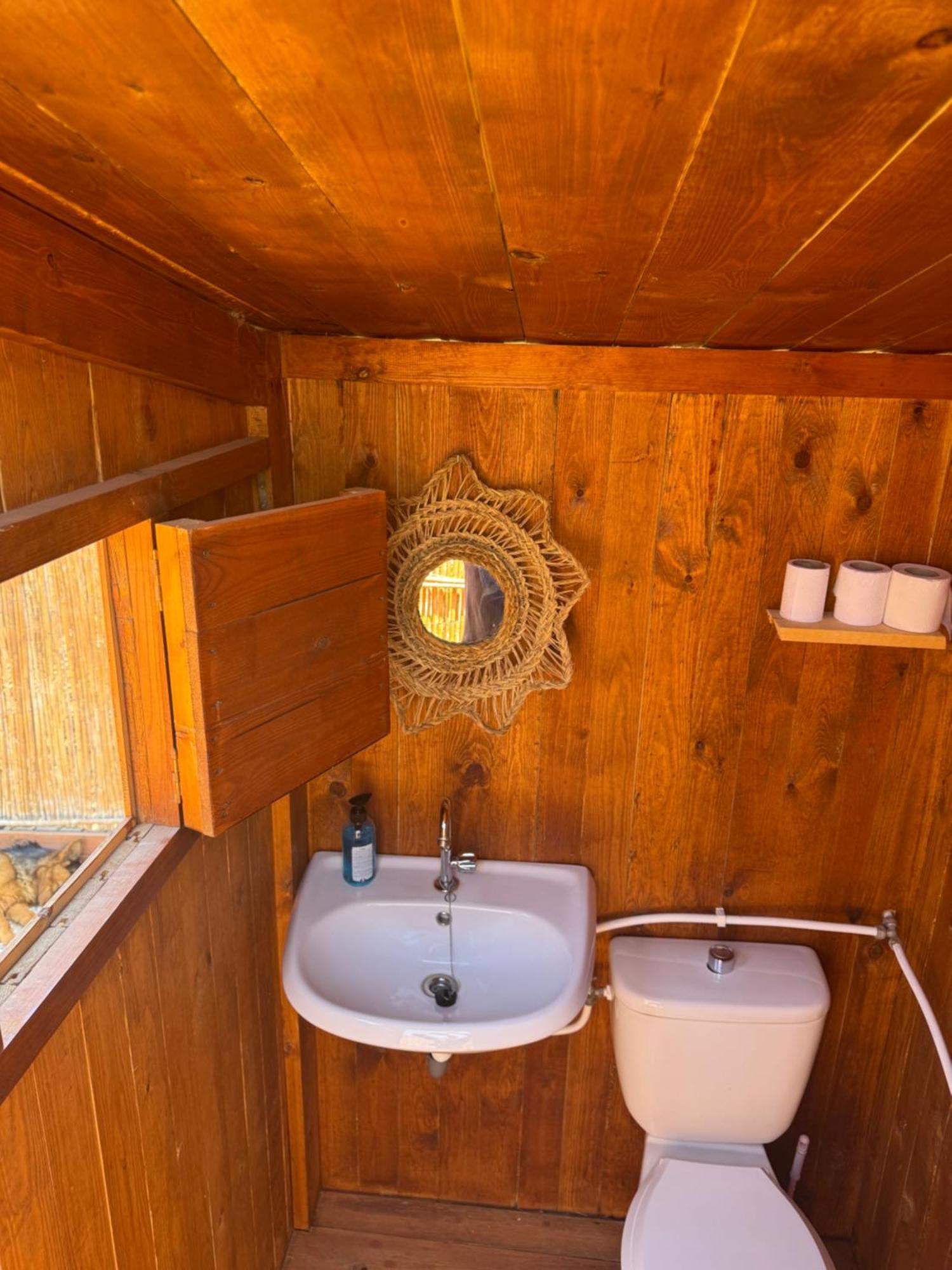 ホテル Ghar El Melh Outdoors Ra's al Jabal エクステリア 写真